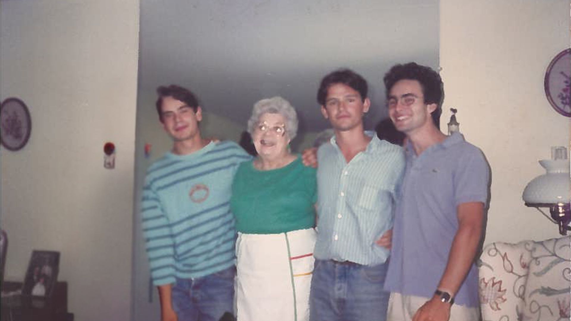 A group photo of three partners of Prométour with Grandma Mimi from Pennsylvania in 1987